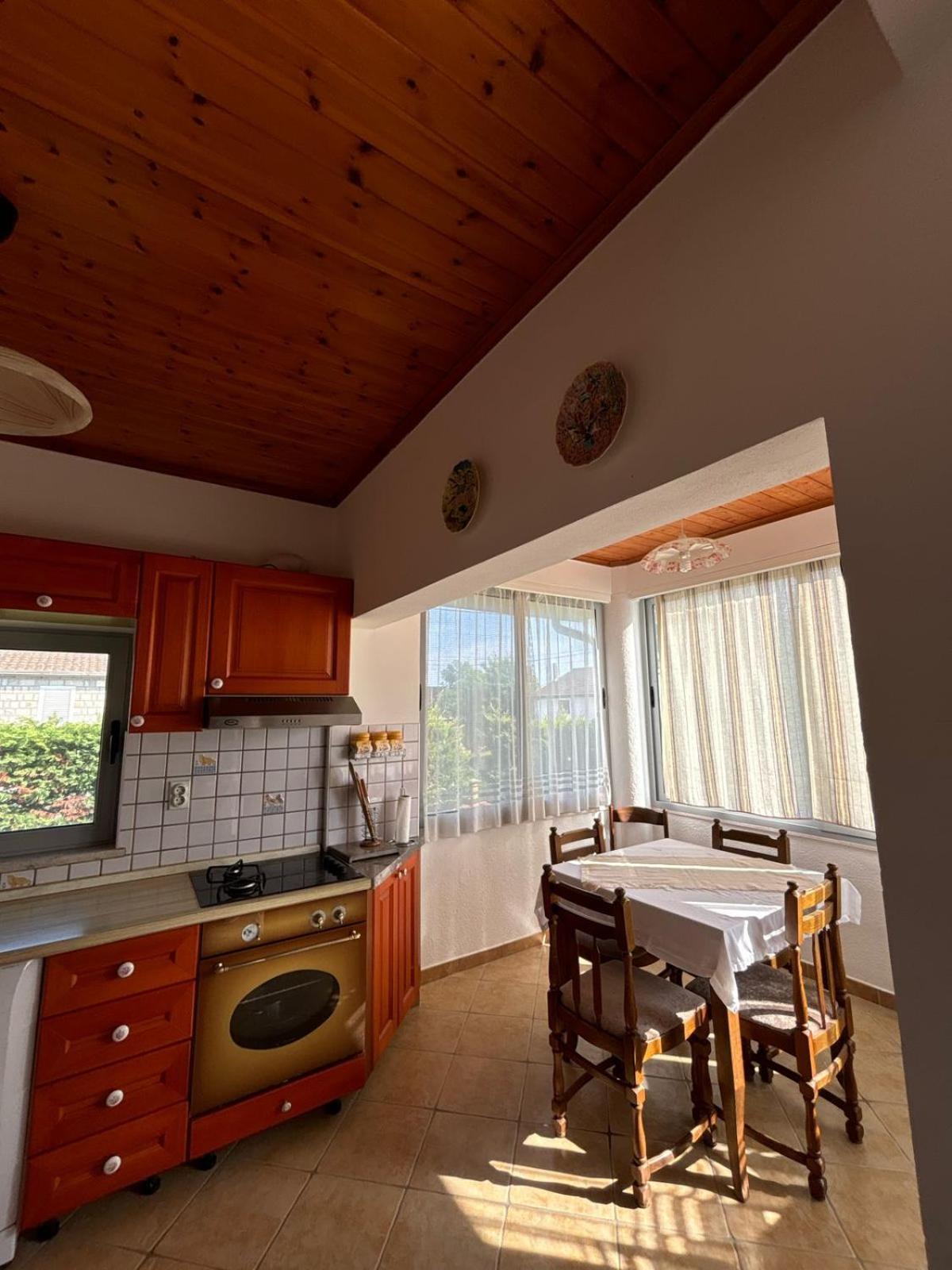 Holiday Home Zenit Ulcinj Buitenkant foto